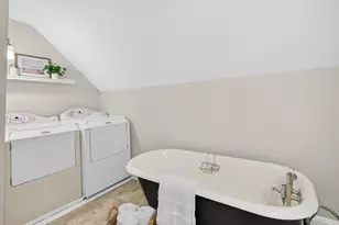 627 Locust St, Hudson, WI 54016 - Photo 27