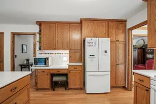 18604 Kristie Ln, Eden Prairie, MN 55346 - Photo 17