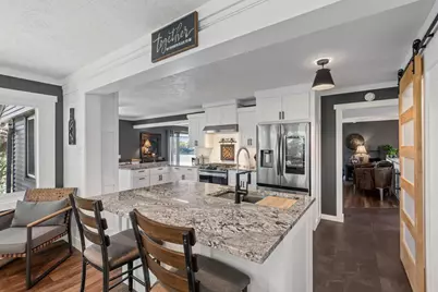 15601 Summit Drive, Eden Prairie, MN 55347 - Photo 9