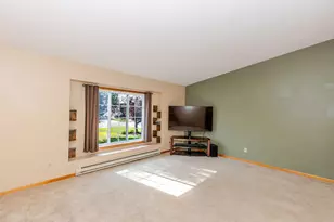 3730 Village Green Cir, Moorhead, MN 56560 - Photo 11