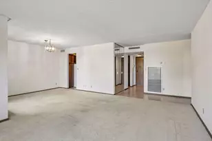 7200 York Ave S, Edina, MN 55435 - Photo 11