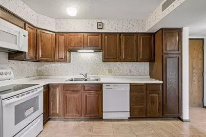 7200 York Avenue S #103, Edina, MN 55435 - Photo 17