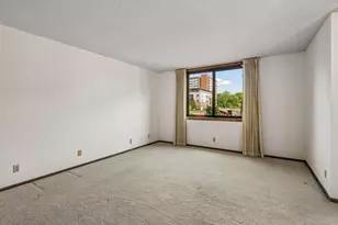 7200 York Ave S, Edina, MN 55435 - Photo 9