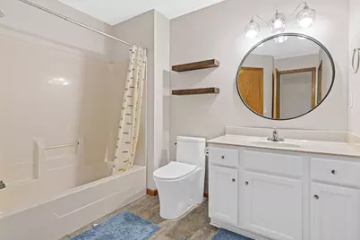 17980 Cobblestone Way, Eden Prairie, MN 55347 - Photo 23