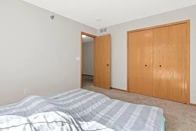 17980 Cobblestone Way, Eden Prairie, MN 55347 - Photo 21