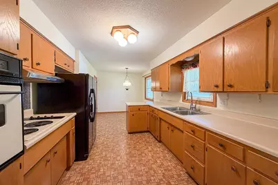 2856 Virginia Avenue, Roseville, MN 55113 - Photo 15