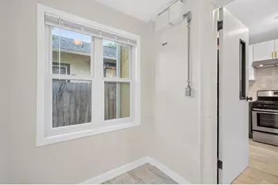 2919 Oliver Avenue N, Minneapolis, MN 55411 - Photo 11