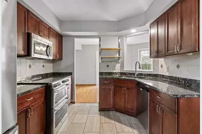 1640 Rose Hill Circle, Lauderdale, MN 55108 - Photo 23