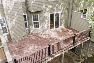 1640 Rose Hill Cir, Lauderdale, MN 55108 - Photo 9