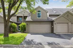 1640 Rose Hill Cir, Lauderdale, MN 55108 - Photo 1