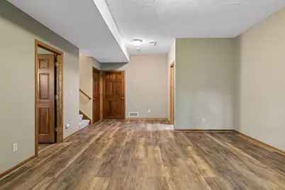 1640 Rose Hill Circle, Lauderdale, MN 55108 - Photo 37