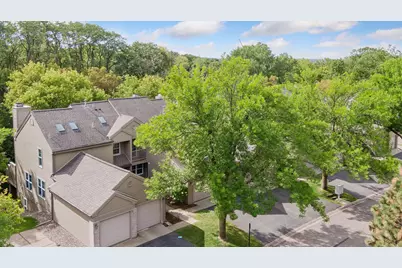 1640 Rose Hill Circle, Lauderdale, MN 55108 - Photo 5