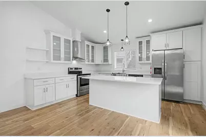 953 Wilson Avenue, Saint Paul, MN 55106 - Photo 3