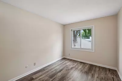 1498 Woodview Avenue W, Eagan, MN 55122 - Photo 33