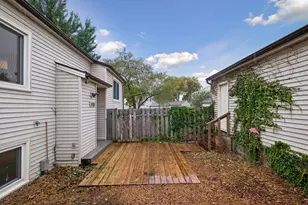 1498 Woodview Ave W, Eagan, MN 55122 - Photo 3
