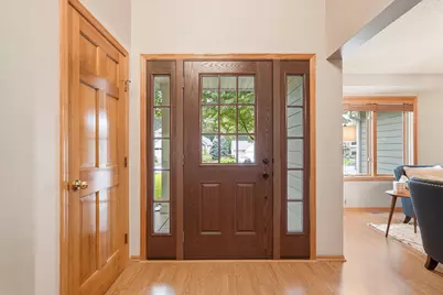 524 Eastwood Court, Eagan, MN 55123 - Photo 5