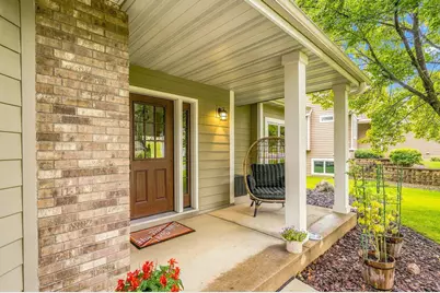 524 Eastwood Court, Eagan, MN 55123 - Photo 3