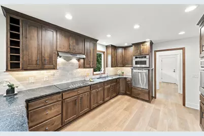 16724 Blenheim Way, Minnetonka, MN 55345 - Photo 11
