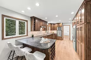 16724 Blenheim Way, Minnetonka, MN 55345 - Photo 7