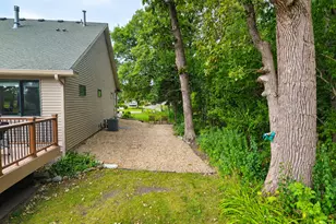 4201 93rd Ave N, Brooklyn Park, MN 55443 - Photo 37