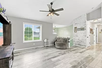 412 66th Street SW, Waverly, MN 55390 - Photo 5