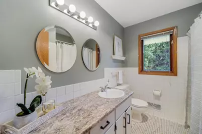 2153 Holloway Avenue E, North Saint Paul, MN 55109 - Photo 23