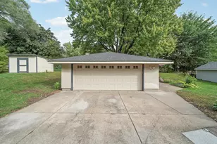 2153 Holloway Ave E, North Saint Paul, MN 55109 - Photo 39