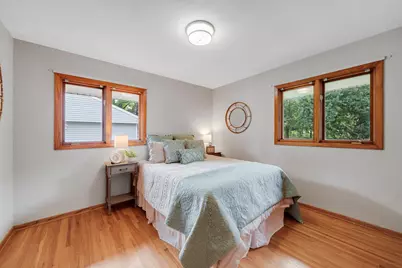2153 Holloway Avenue E, North Saint Paul, MN 55109 - Photo 17