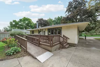 2153 Holloway Avenue E, North Saint Paul, MN 55109 - Photo 35