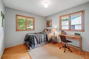 2153 Holloway Ave E, North Saint Paul, MN 55109 - Photo 21