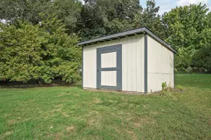 2153 Holloway Ave E, North Saint Paul, MN 55109 - Photo 43