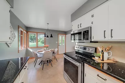 2153 Holloway Avenue E, North Saint Paul, MN 55109 - Photo 11