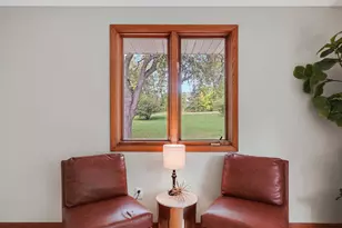 2153 Holloway Ave E, North Saint Paul, MN 55109 - Photo 9
