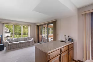 525 Sycamore Cir, Plymouth, MN 55441 - Photo 13