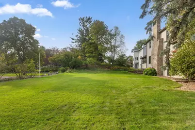 525 Sycamore Circle, Plymouth, MN 55441 - Photo 15