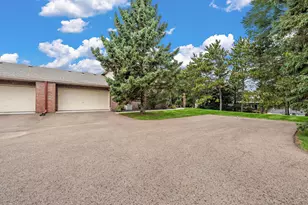 1423 Hunter Hill Rd, Hudson, WI 54016 - Photo 3