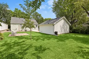 180 Westchester Dr, West Saint Paul, MN 55118 - Photo 3