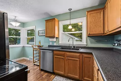 180 Westchester Drive, West Saint Paul, MN 55118 - Photo 9