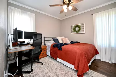 1880 W 5th Street, Winona, MN 55987 - Photo 9