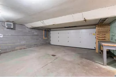1634 Cliff Avenue, Duluth, MN 55811 - Photo 31