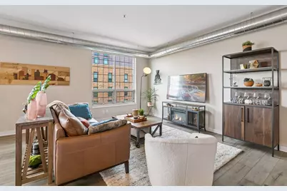 521 2nd Street SE #404, Minneapolis, MN 55414 - Photo 5