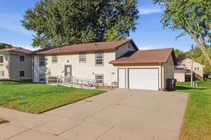 611 James Ave, Mankato, MN 56001 - Photo 31