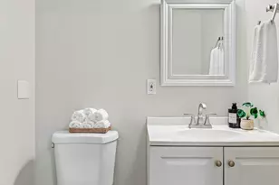 1100 12th Ave SE, Minneapolis, MN 55414 - Photo 13