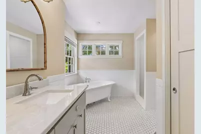 238 Broadway Avenue N, Wayzata, MN 55391 - Photo 27
