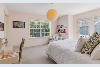 238 Broadway Avenue N, Wayzata, MN 55391 - Photo 31