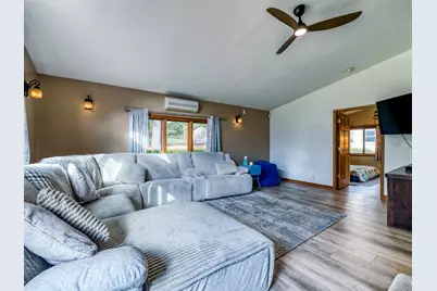 11081 Hillcrest Drive NE, Bemidji, MN 56601 - Photo 17
