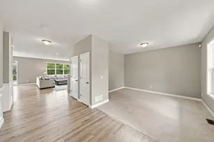 833 Red Cedar Ct, Chaska, MN 55318 - Photo 15
