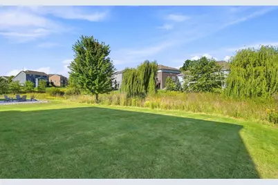 833 Red Cedar Court, Chaska, MN 55318 - Photo 3