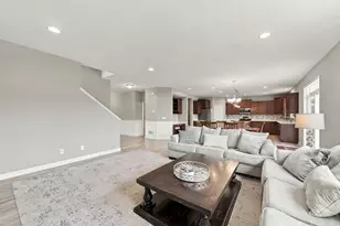 833 Red Cedar Ct, Chaska, MN 55318 - Photo 23