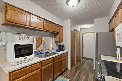 1619 10th Avenue SE #B, Rochester, MN 55904 - Photo 17
